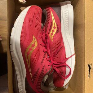 Women's Saucony Jazz 22 Running Shoes